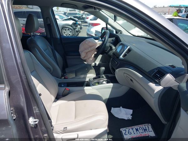 2016 HONDA PILOT EX — I5