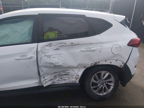 2018 HYUNDAI TUCSON SE