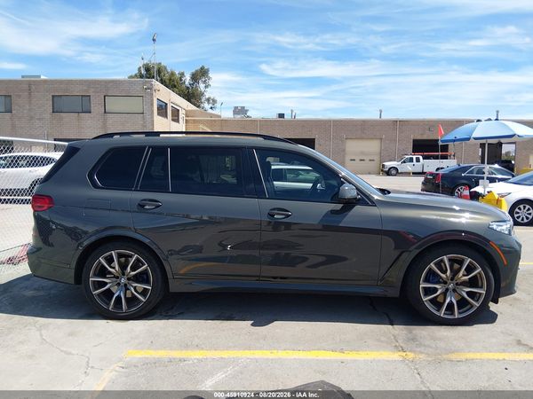 2021 BMW X7 M50I