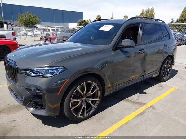 2021 BMW X7 M50I