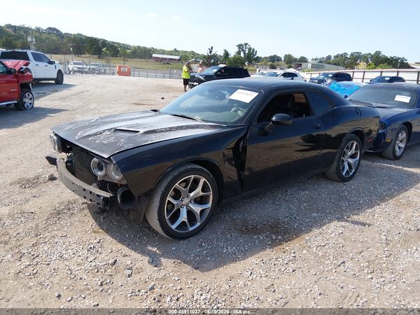 2016 DODGE CHALLENGER SXT PLUS