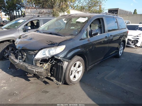 2020 TOYOTA SIENNA — I2