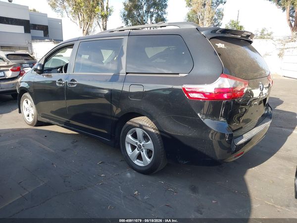 2020 TOYOTA SIENNA LE — I3