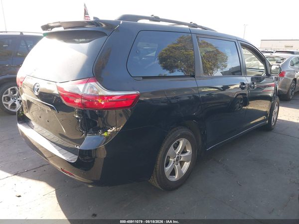 2020 TOYOTA SIENNA LE — I4