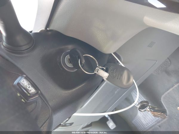 2020 TOYOTA SIENNA LE — I11