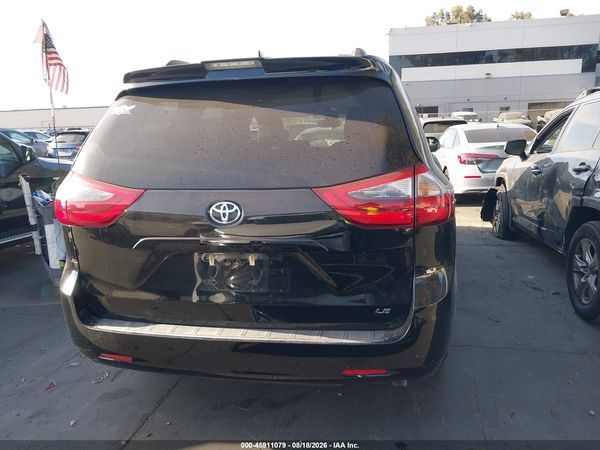 2020 TOYOTA SIENNA LE — I119