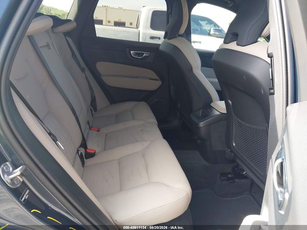 2026 VOLVO XC60 B5 PLUS
