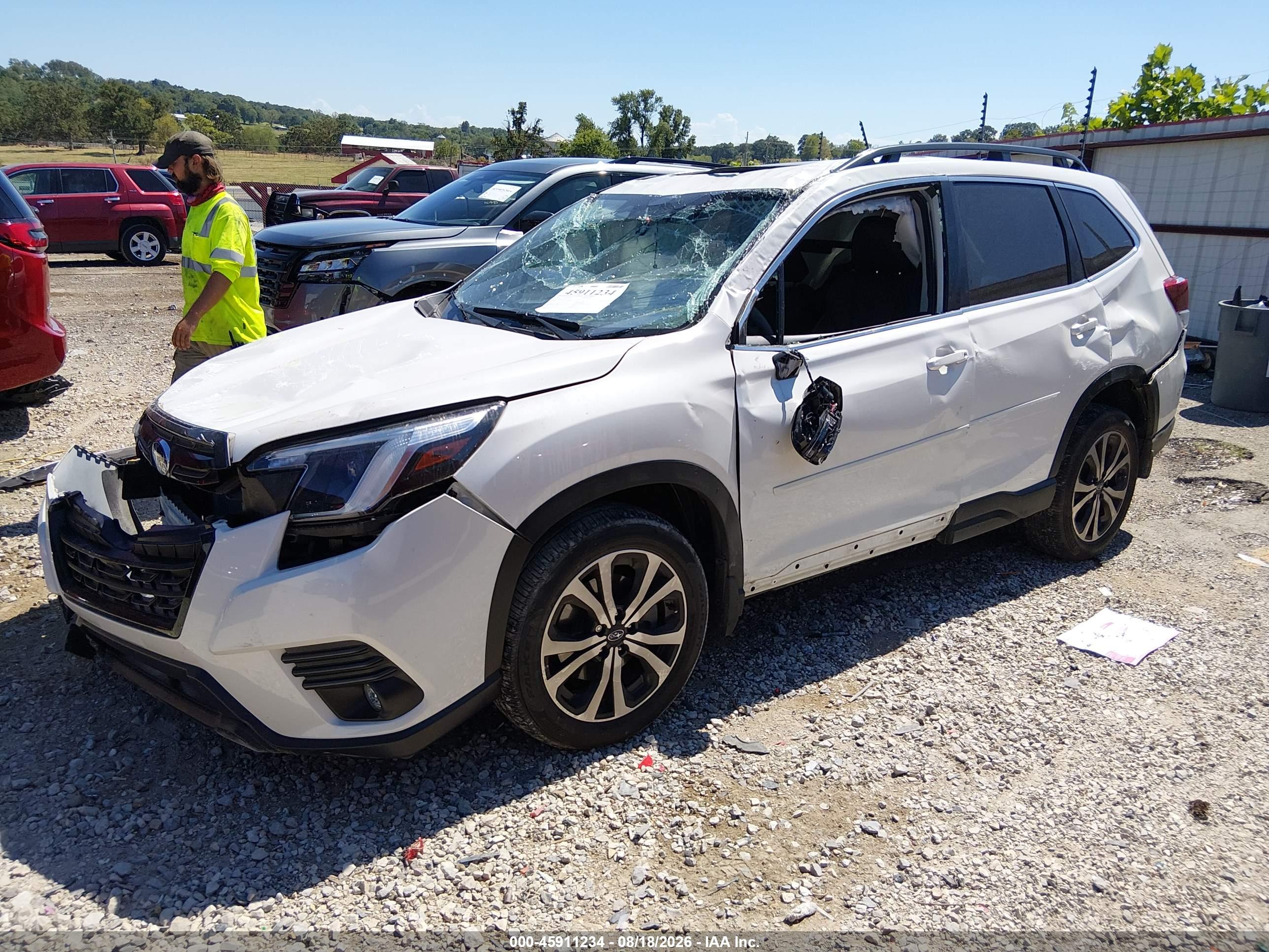 2024 SUBARU FORESTER LIMITED — I2