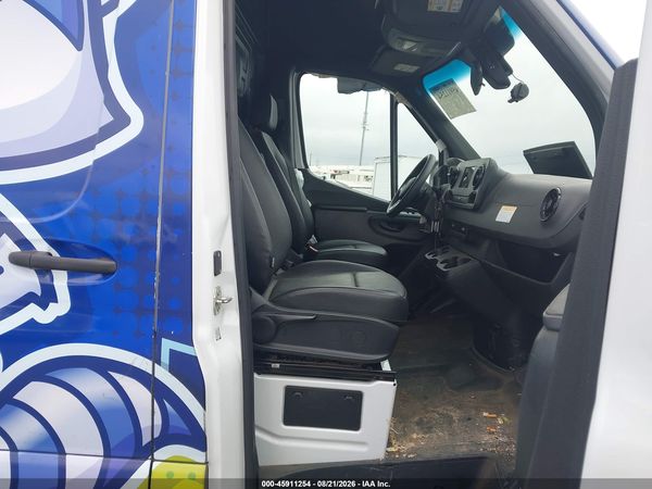 2023 MERCEDES-BENZ SPRINTER 2500