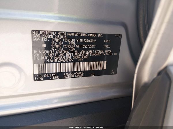 2024 TOYOTA RAV4 XLE