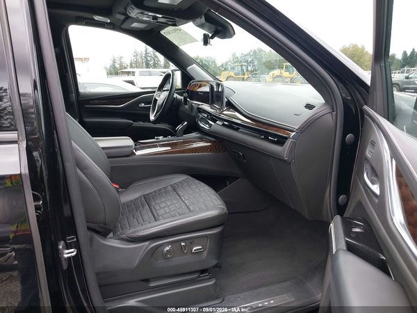 2022 CADILLAC ESCALADE 4WD SPORT PLATINUM — I152
