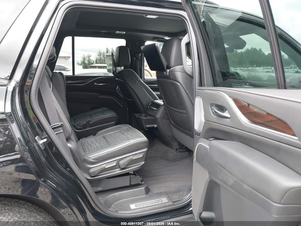 2022 CADILLAC ESCALADE 4WD SPORT PLATINUM — I153