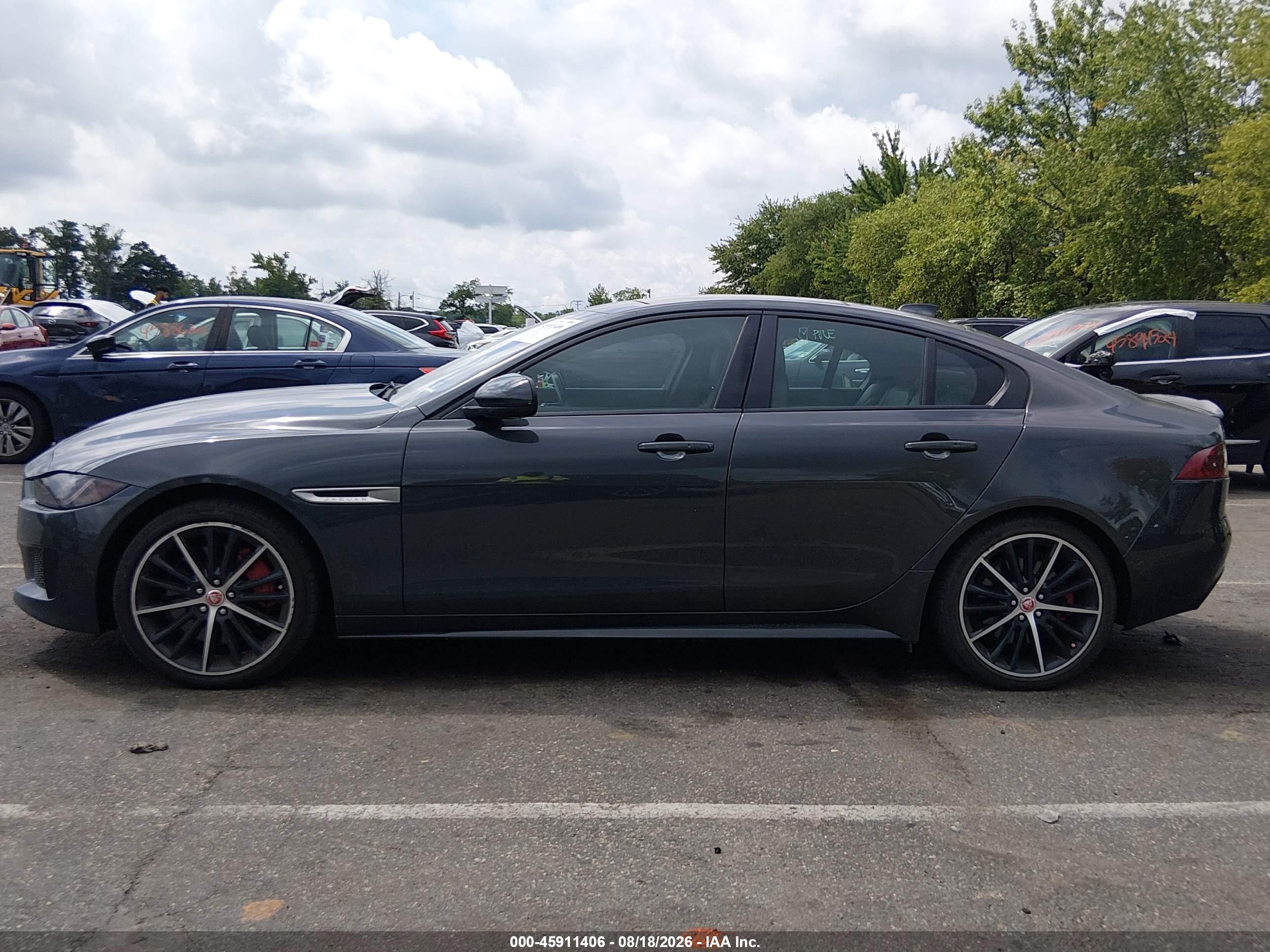 2018 JAGUAR XE S