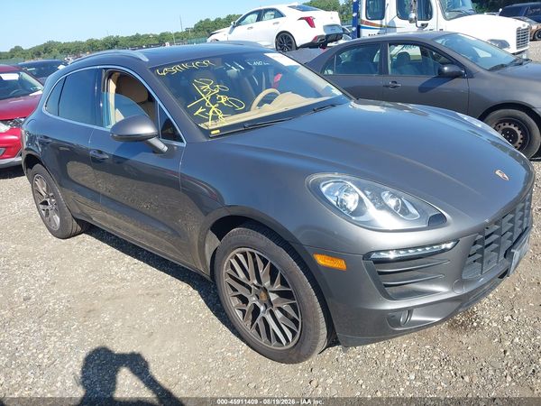 2016 PORSCHE MACAN S