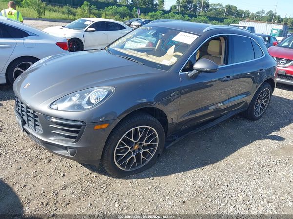 2016 PORSCHE MACAN S