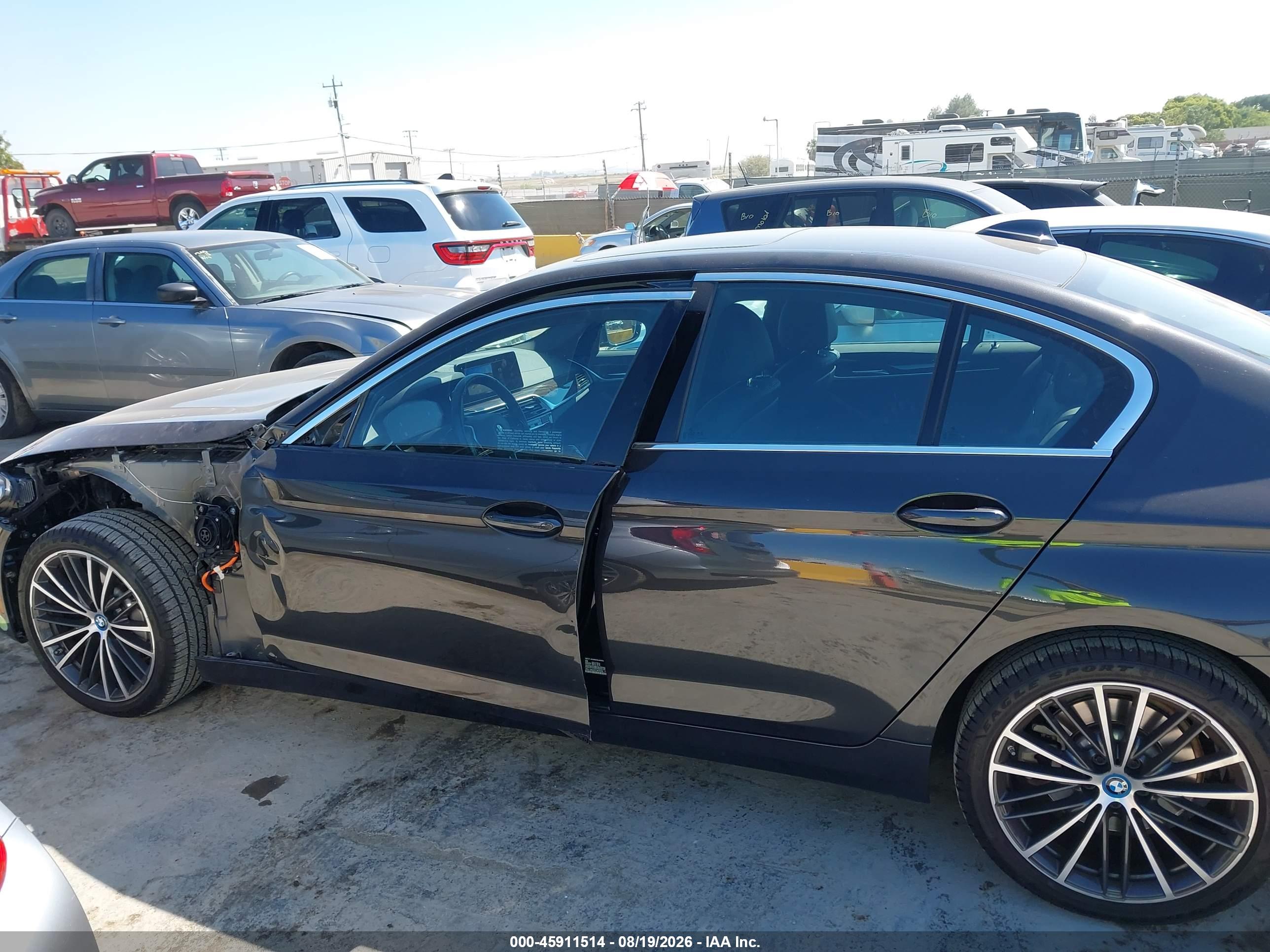 2023 BMW 530E