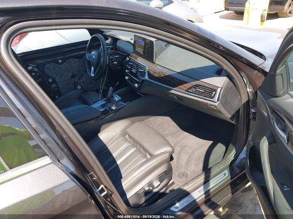 2023 BMW 530E