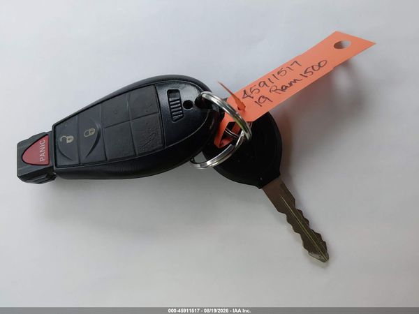 2019 RAM 1500 CLASSIC TRADESMAN  4X4 5'7 BOX