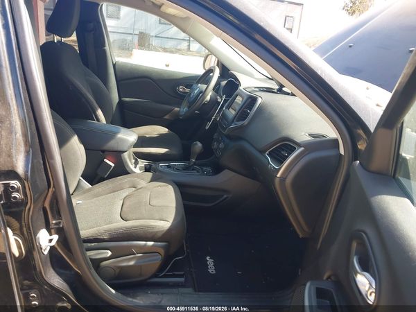 2019 JEEP CHEROKEE LATITUDE FWD
