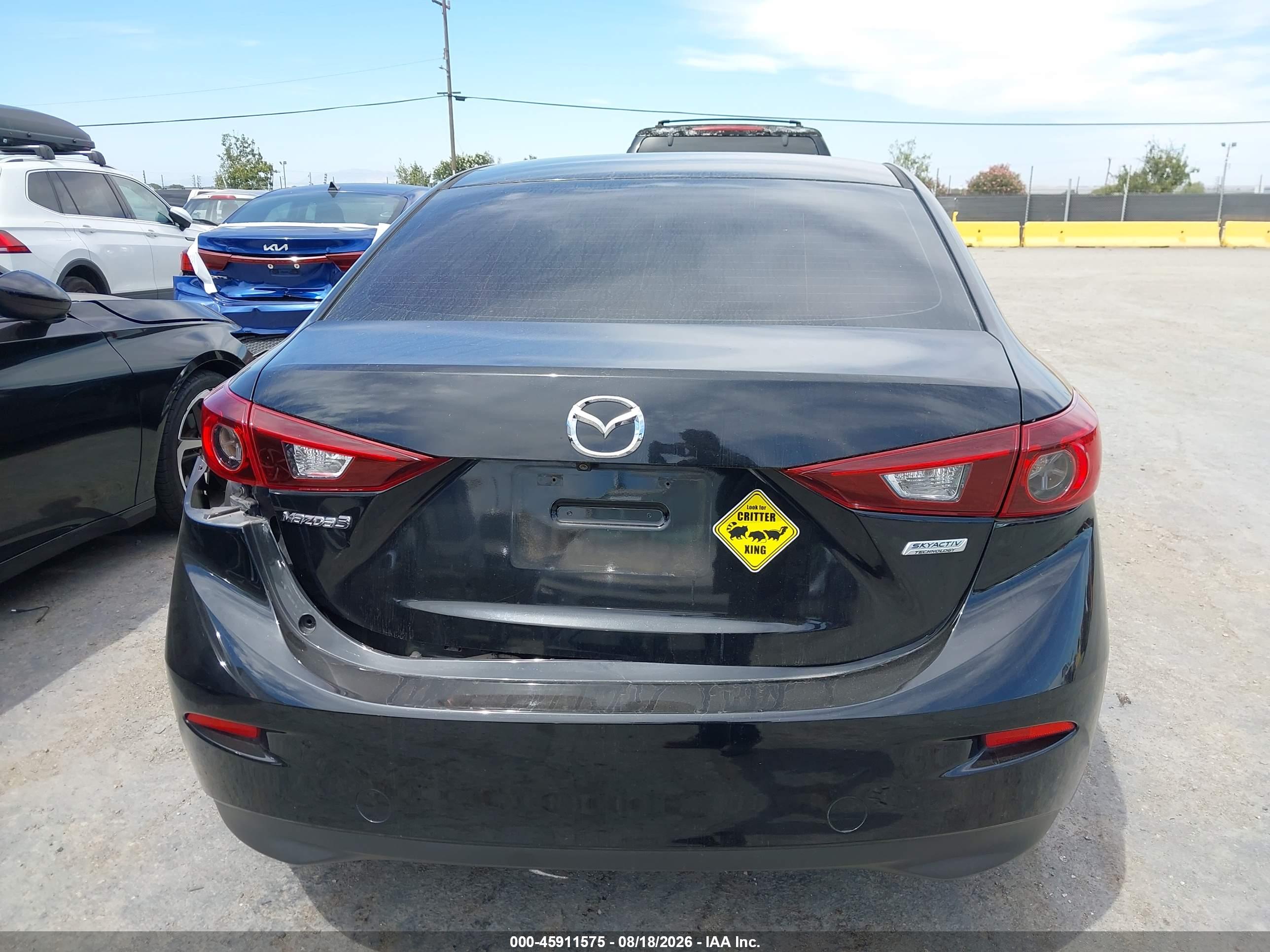 2017 MAZDA MAZDA3 TOURING
