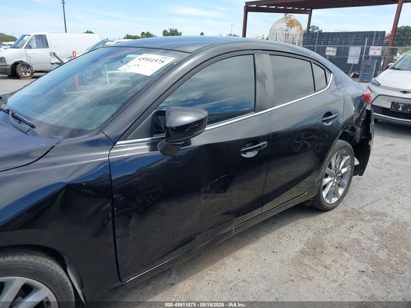 2017 MAZDA MAZDA3 TOURING