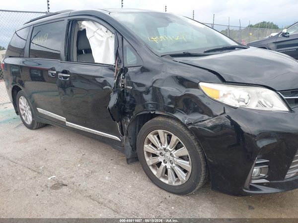 2019 TOYOTA SIENNA XLE PREMIUM 7 PASSENGER — I6
