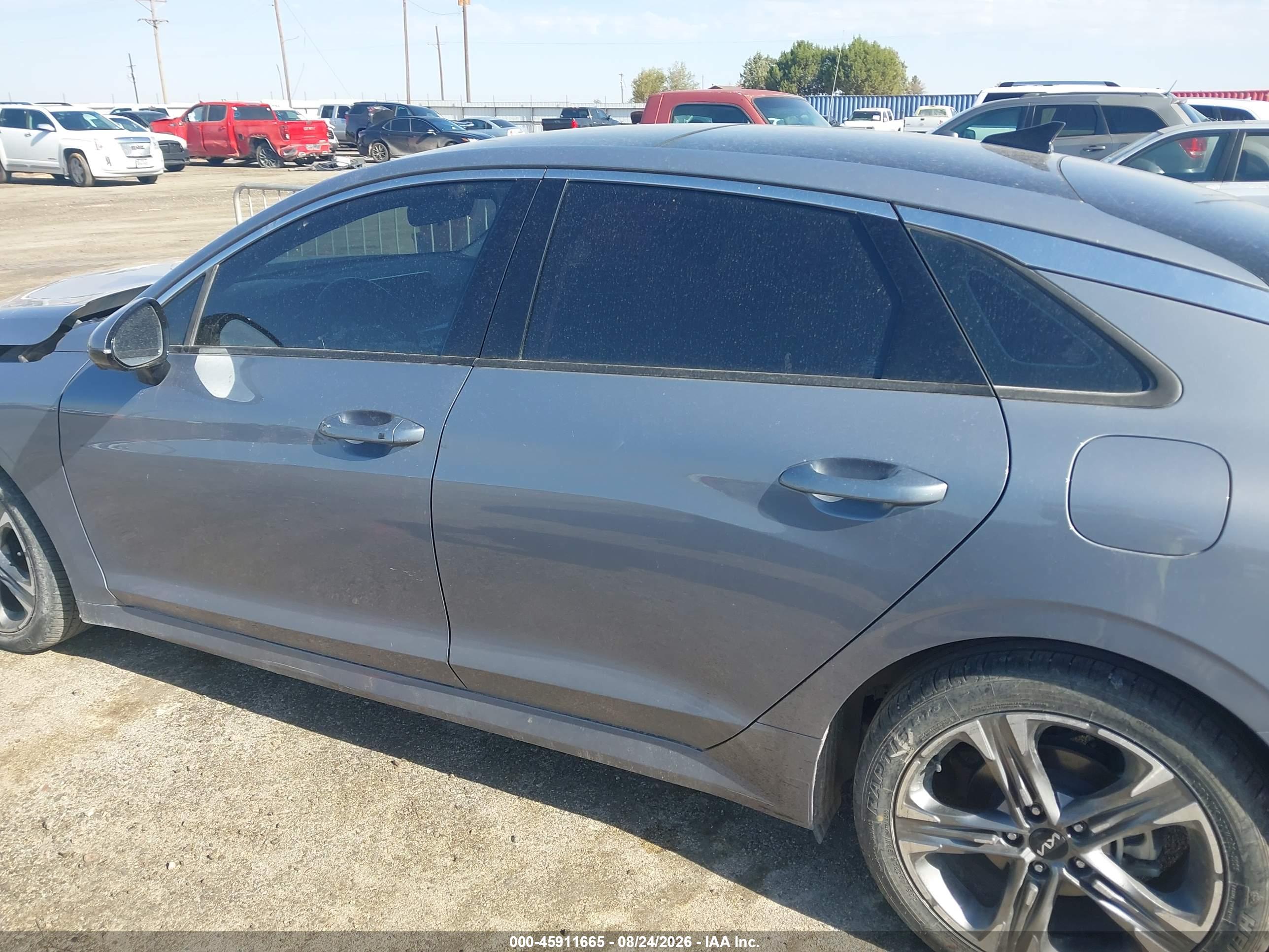 2024 KIA K5 EX