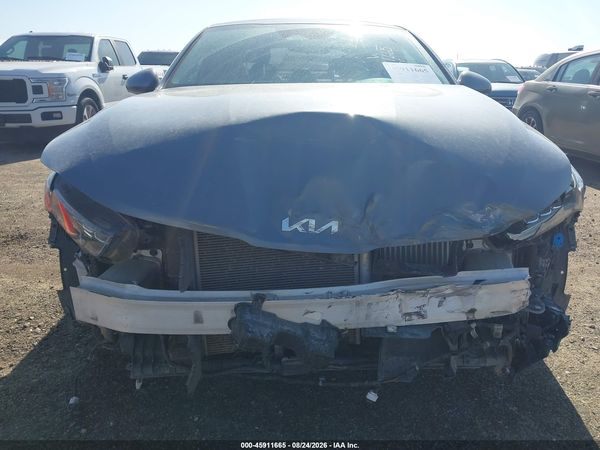 2024 KIA K5 EX