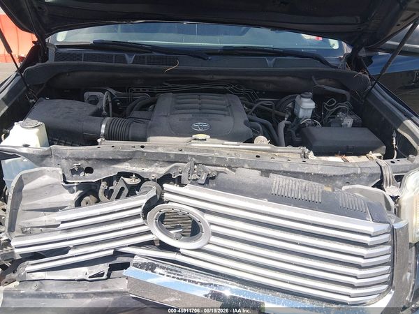2017 TOYOTA TUNDRA SR5 5.7L V8