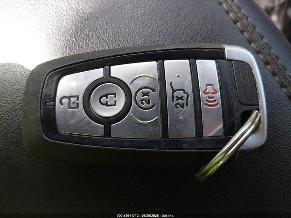 2022 FORD EDGE SEL — I11