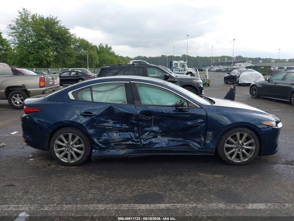 2022 MAZDA MAZDA3 PREMIUM