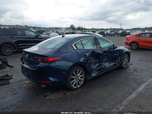 2022 MAZDA MAZDA3 PREMIUM