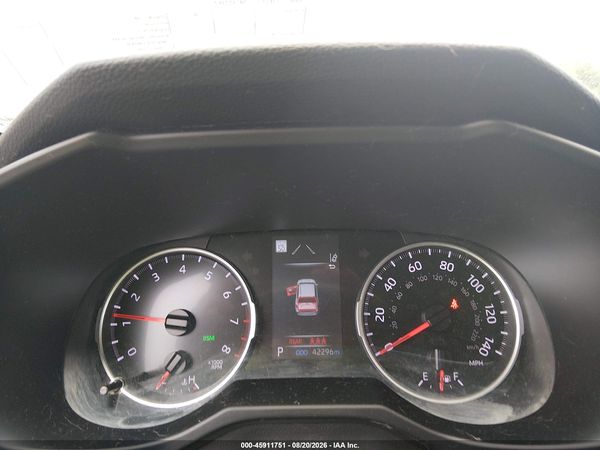 2022 TOYOTA RAV4 XLE