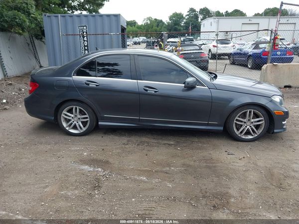 2013 MERCEDES-BENZ C 300 SPORT 4MATIC