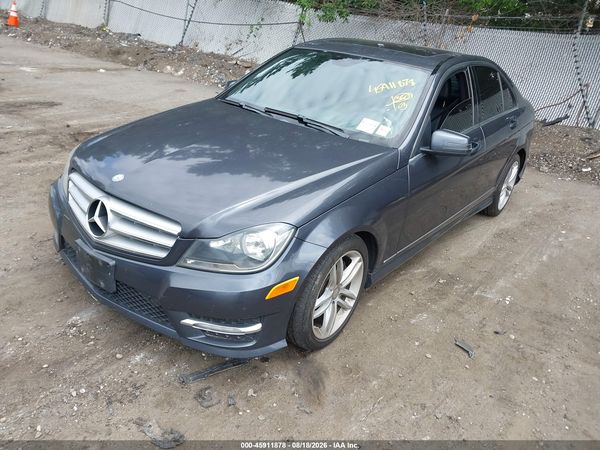 2013 MERCEDES-BENZ C 300 SPORT 4MATIC