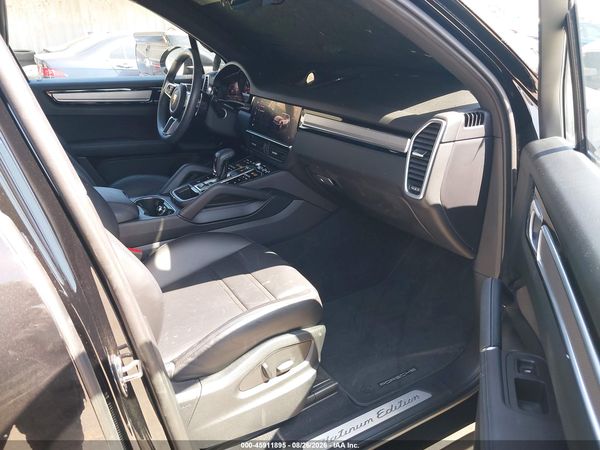 2023 PORSCHE CAYENNE PLATINUM EDITION