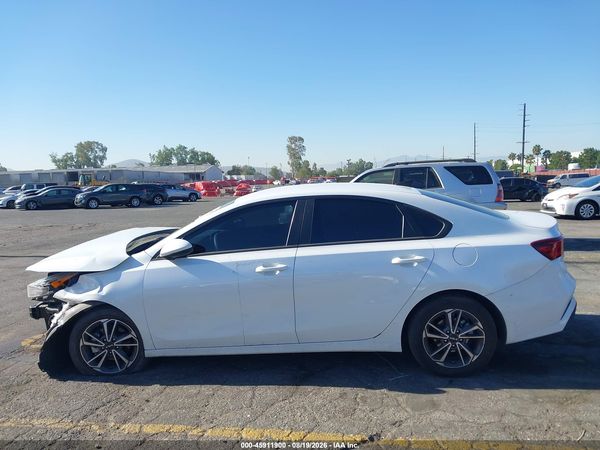 2023 KIA FORTE