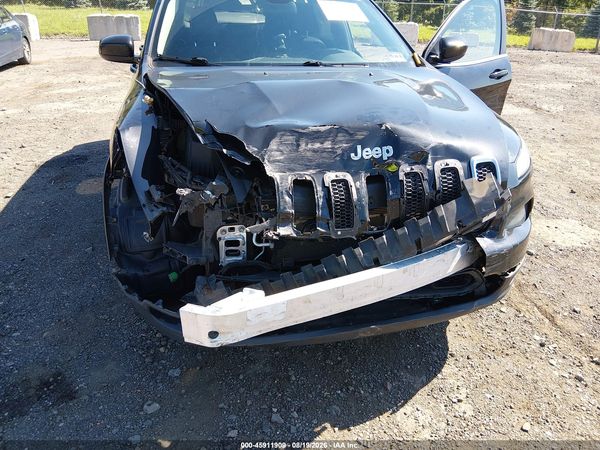 2018 JEEP CHEROKEE LATITUDE PLUS 4X4