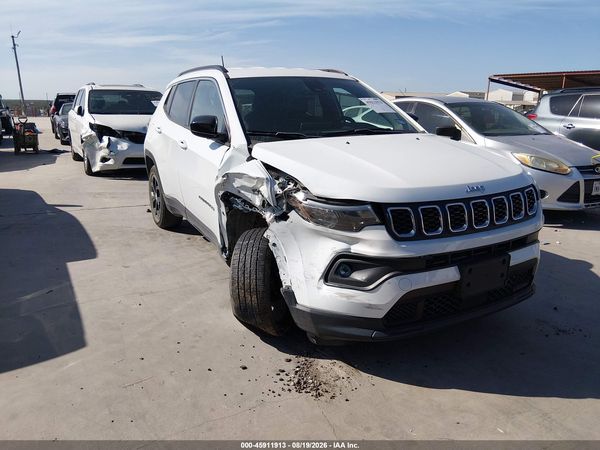 2024 JEEP COMPASS LATITUDE 4X4 — I1