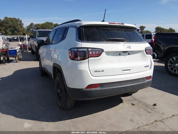 2024 JEEP COMPASS LATITUDE 4X4 — I3