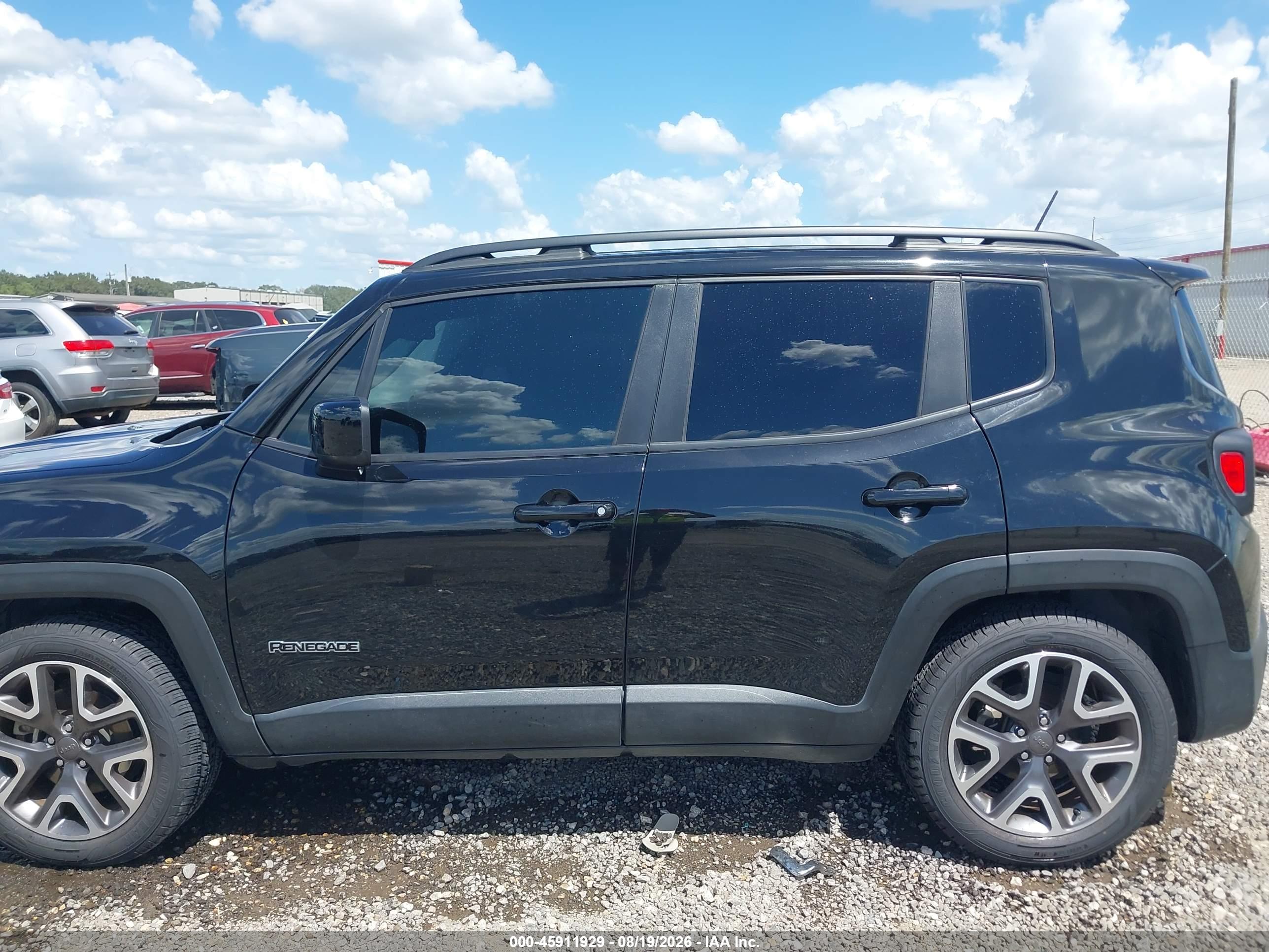 2017 JEEP RENEGADE LATITUDE
