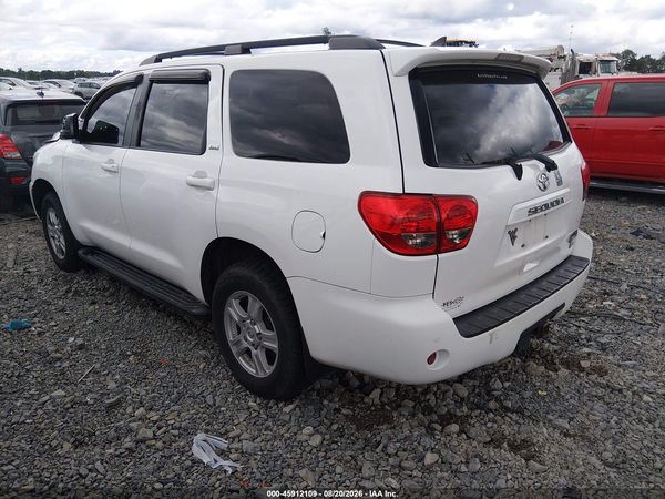 2017 TOYOTA SEQUOIA SR5 — I3