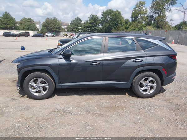 2022 HYUNDAI TUCSON SE