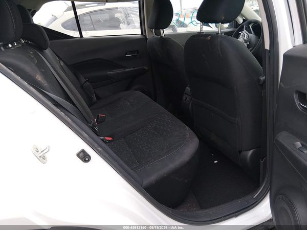 2023 NISSAN KICKS SV XTRONIC CVT — I8