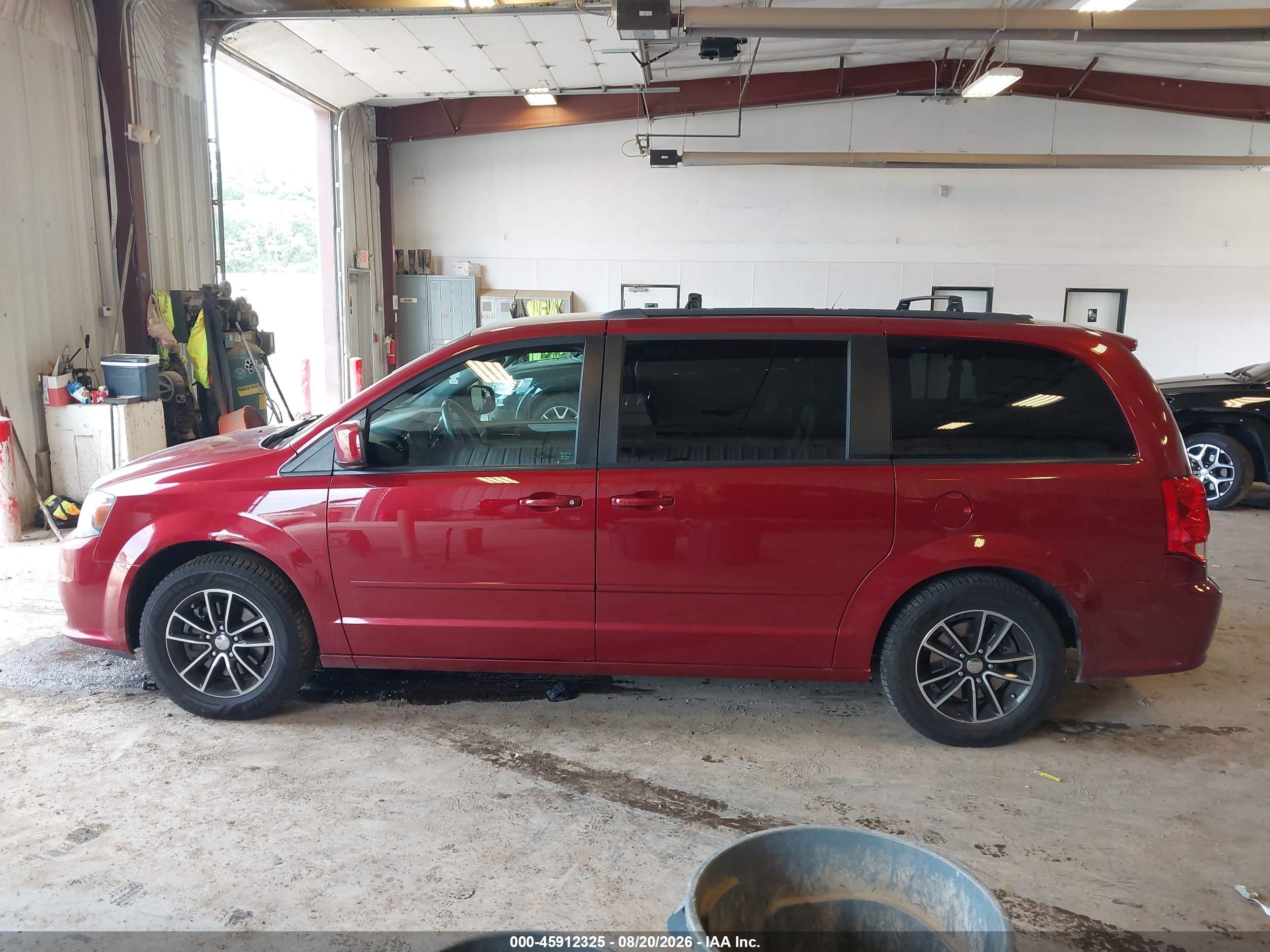 2015 DODGE GRAND CARAVAN R/T