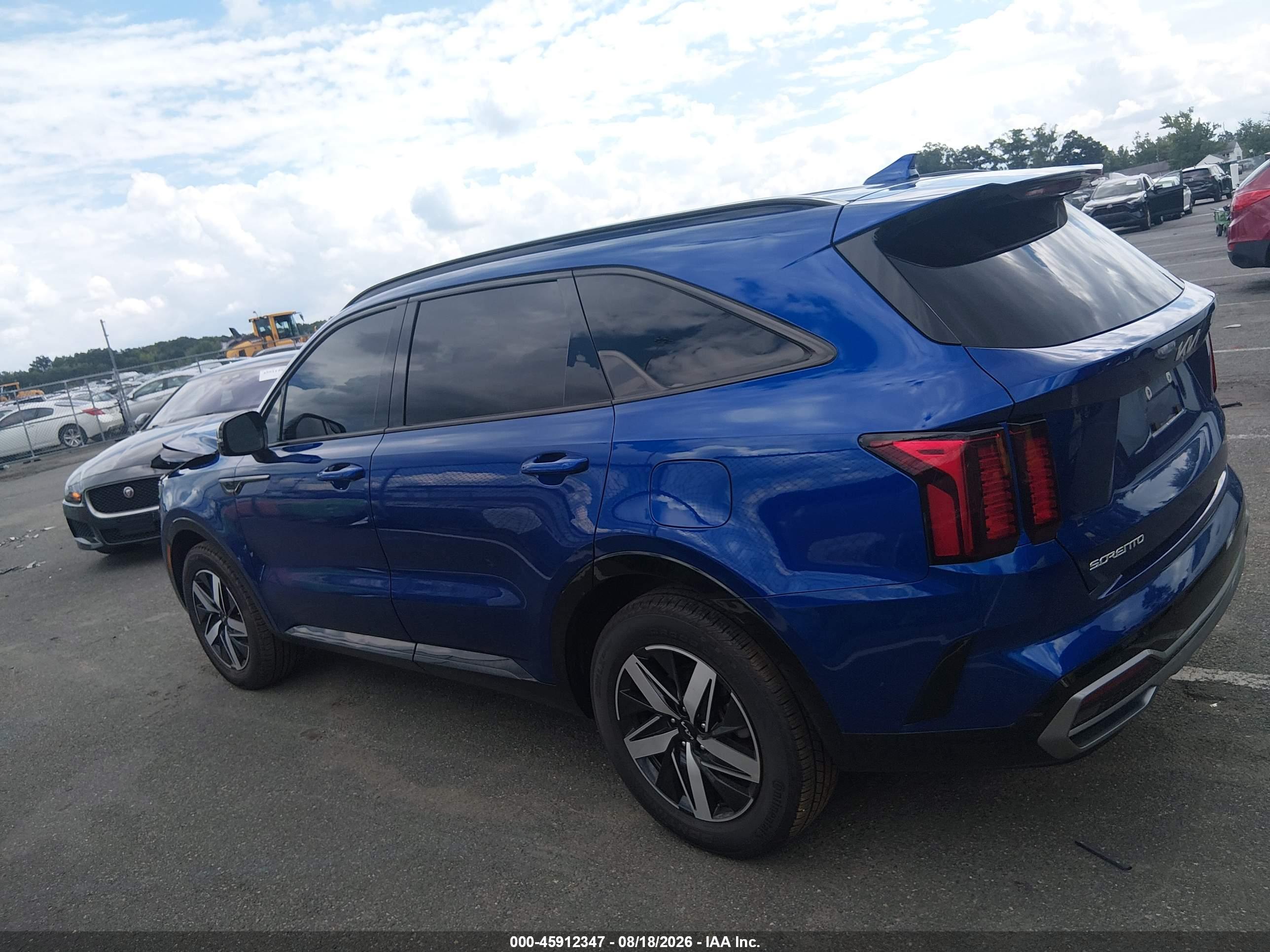 2023 KIA SORENTO S