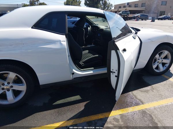 2012 DODGE CHALLENGER SXT