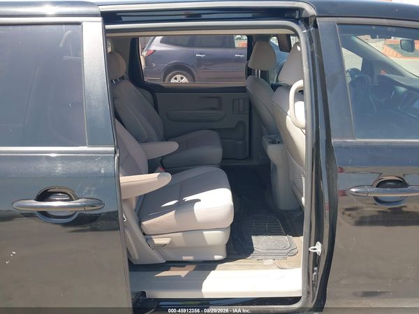 2016 KIA SEDONA L