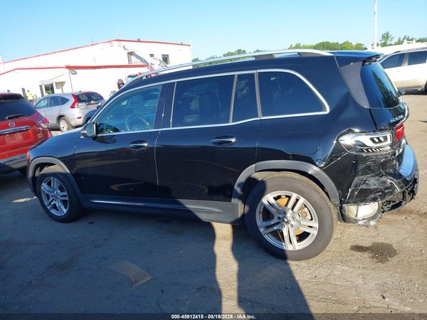 2022 MERCEDES-BENZ GLB 250