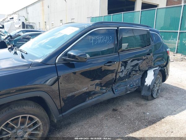2022 JEEP COMPASS LATITUDE LUX 4X4 — I6